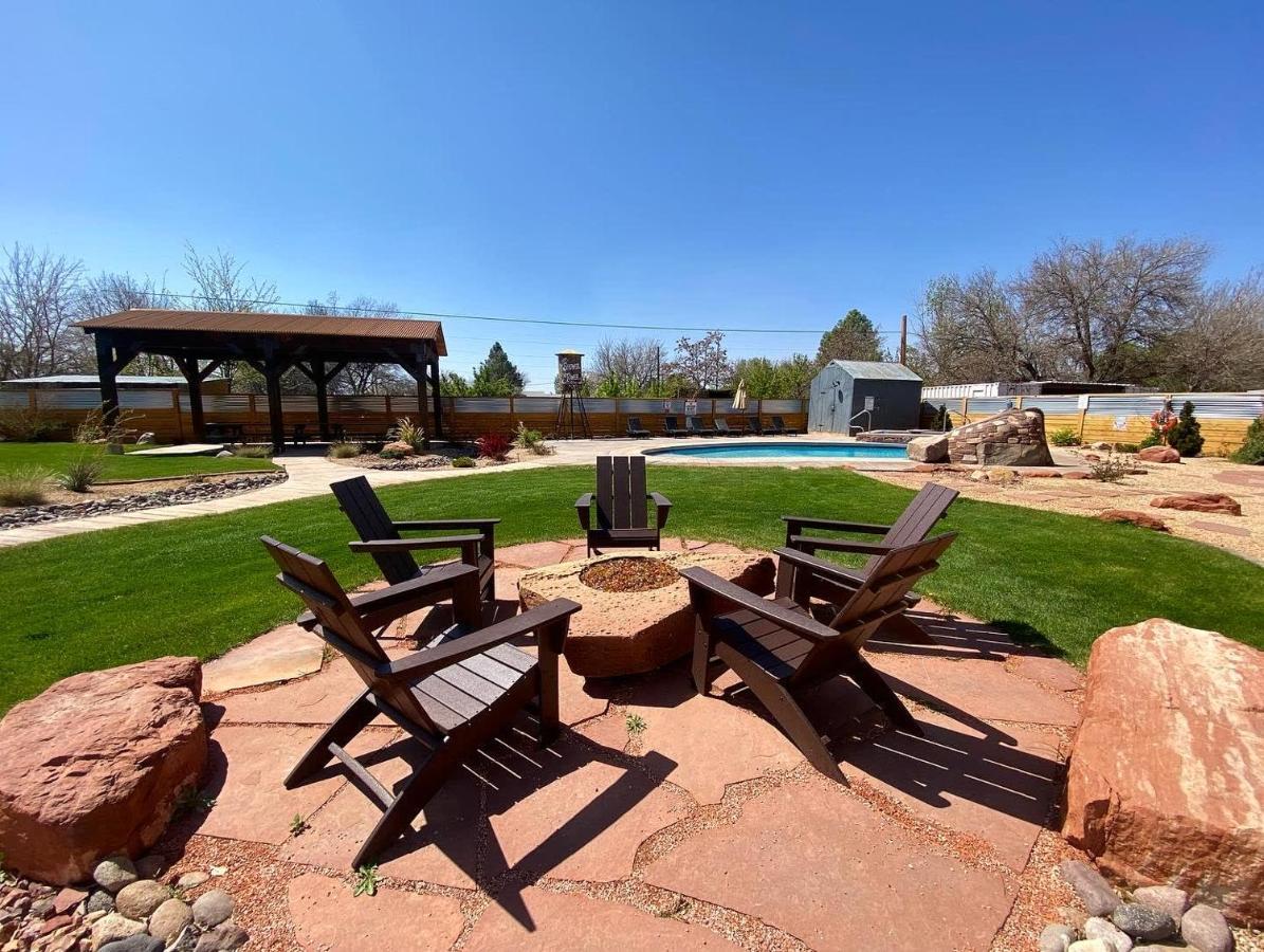 Timber & Tin D 2Bed 2Bath W Pool & Rooftop Deck Kanab Exterior photo